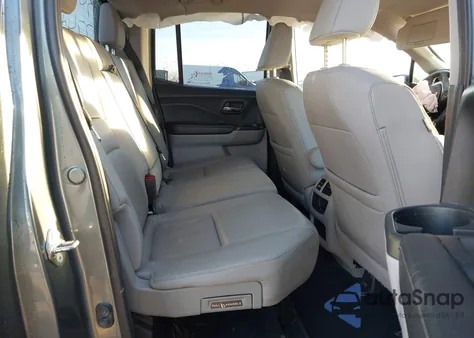 2017 Honda Ridgeline Rtl-T из США, поврежденный, VIN 5FPYK3F61HB026489